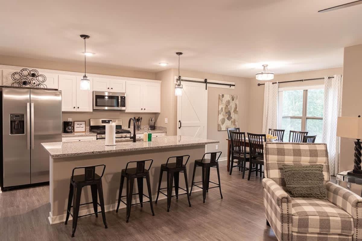Brand New 2 Bed With Office Villa Loves Park Exterior photo